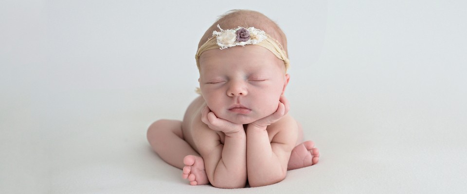 newborn photography images | https://reflectionimages.com