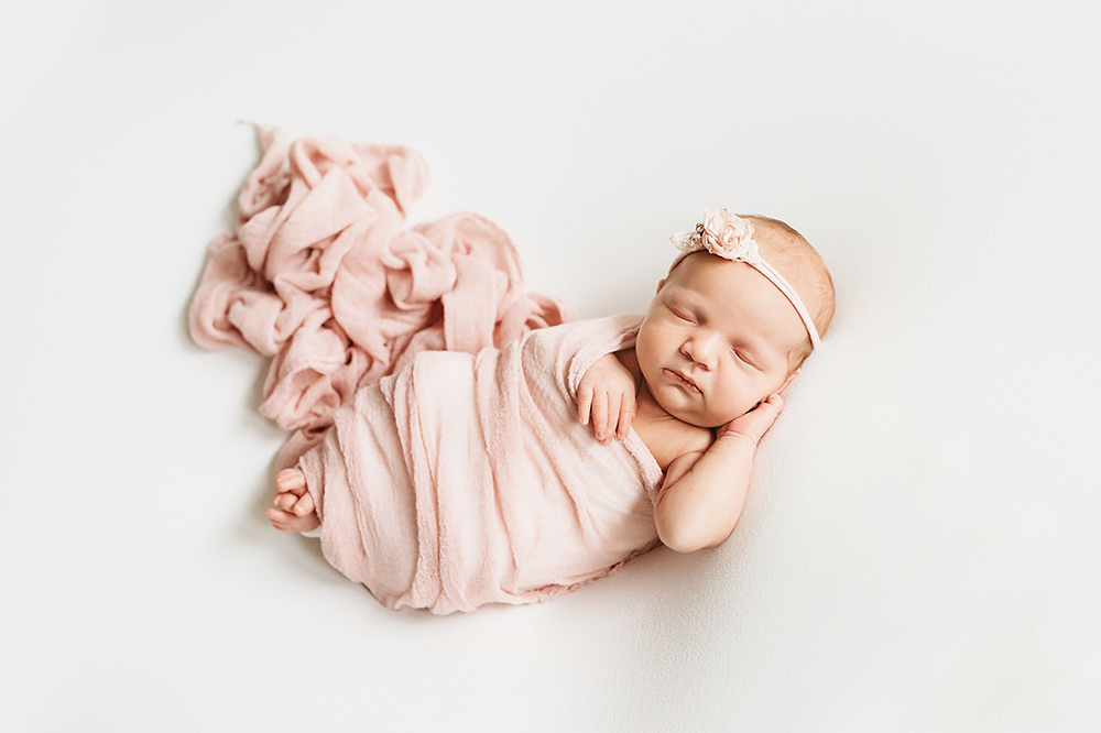 newborn photographer florence sc