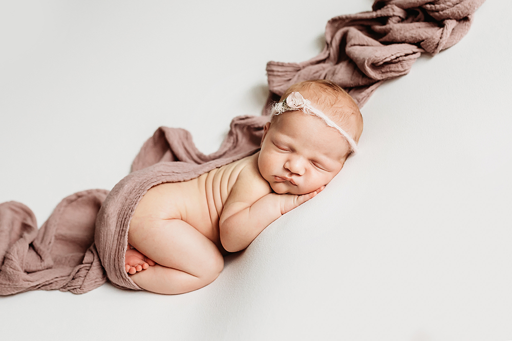 newborn photographer florence sc