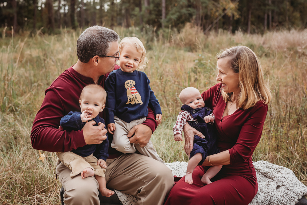 grandparents with grandkids