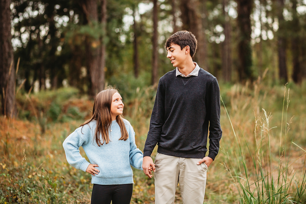 brother sister family photographer