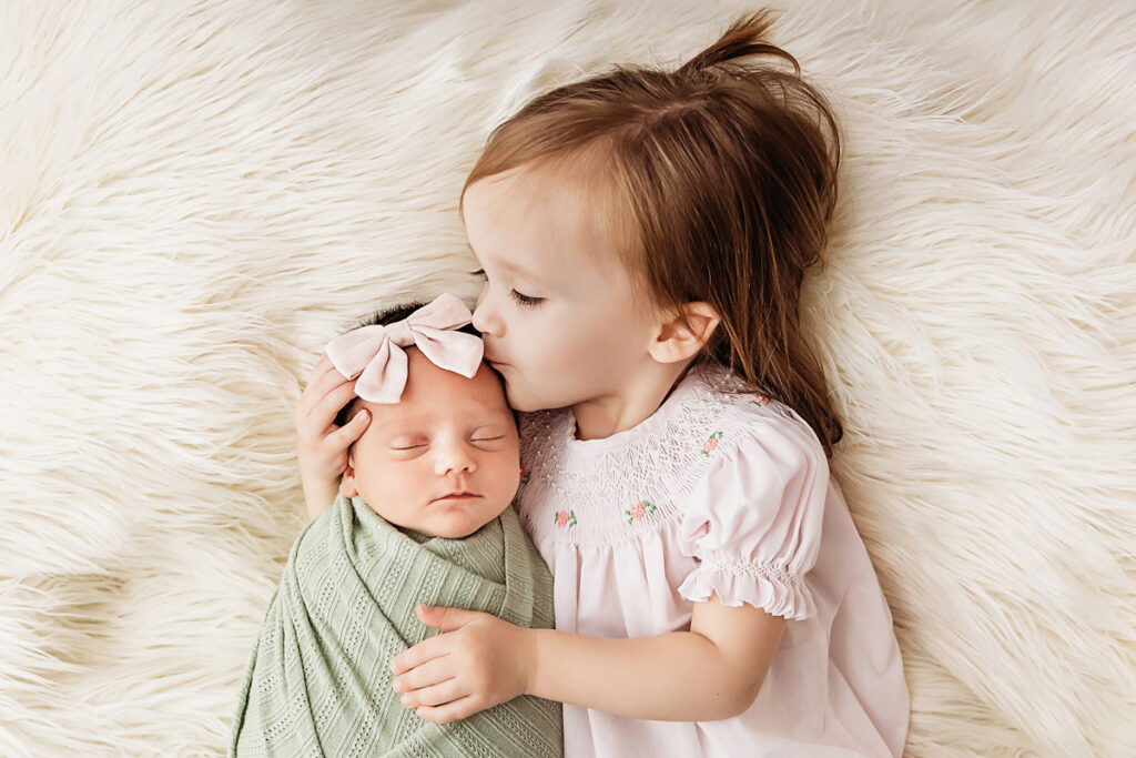 sibling pictures at newborn session