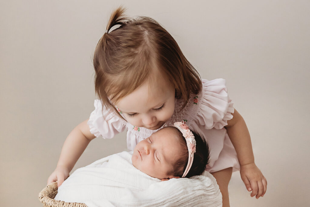 newborn photographer in florence sc