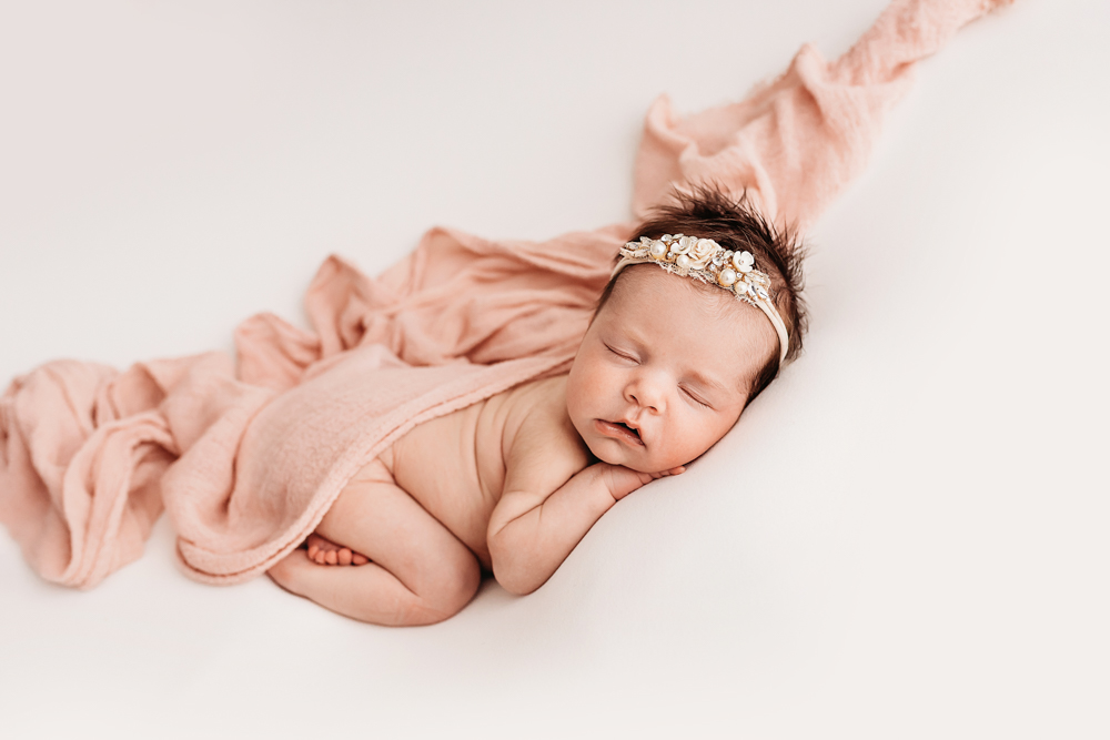 professional newborn photography studio