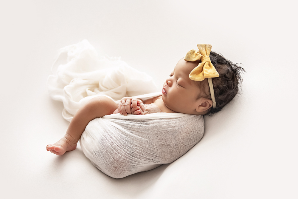 newborn backlight image