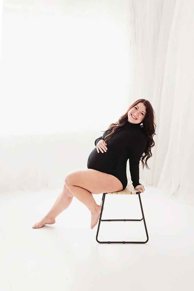 Buenrostro mom seated stool minimal in warm, joyful feel with candid connection at Reflection Images by Tracy Rowell in Florence SC
